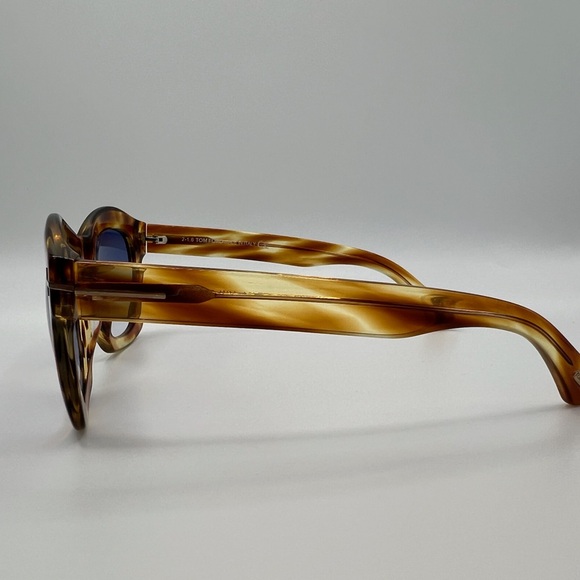 TOM FORD Pia style tortoise shell sungalsses - Picture 4 of 5